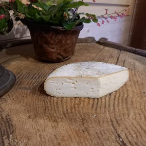 "SCIMUDIN" Semigrasso giovane 30gg da 1kg (€ 12 al kg)